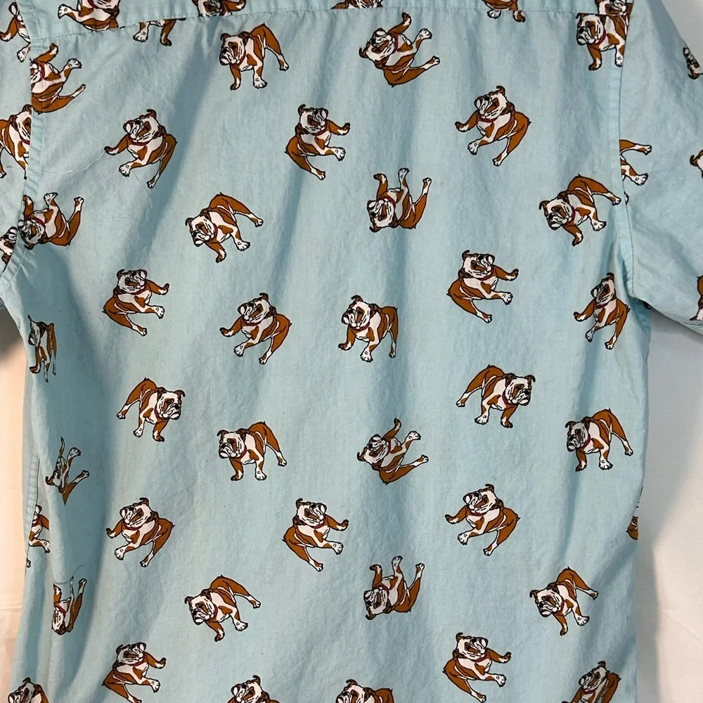 Visitor Premium English Bulldog Short Sleeve Button Down Shirt Men’s Medium‎
